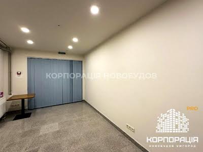 комерційна за адресою Жупанатська, 1
