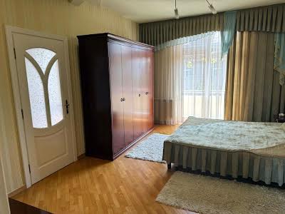 квартира за адресою Олександра Довженка вул., 12