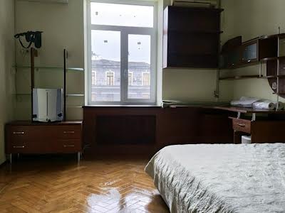 квартира по адресу Конституции пл., 2/2
