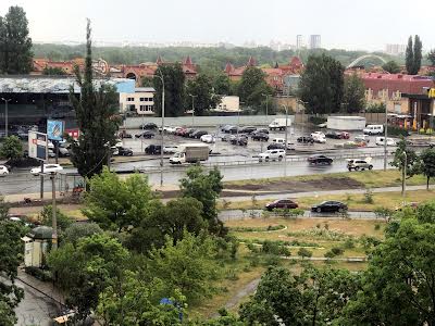 квартира за адресою Володимира Івасюка просп. (Героїв Сталінграду), 17-А