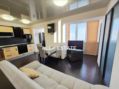 квартира за адресою Проспект Героев, 21