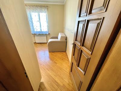 квартира за адресою Йорданська вул. (Лайоша Гавро), 11д