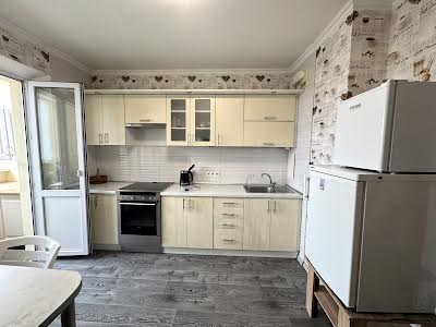 квартира по адресу Соломии Крушельницкой ул., 7