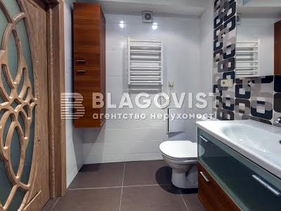 квартира за адресою Урлівська вул., 19