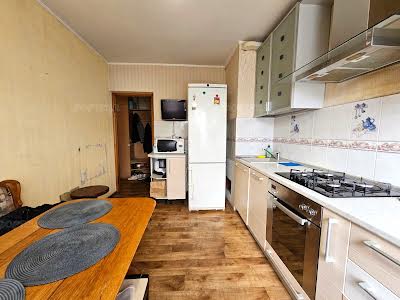 квартира по адресу Героев просп., 32