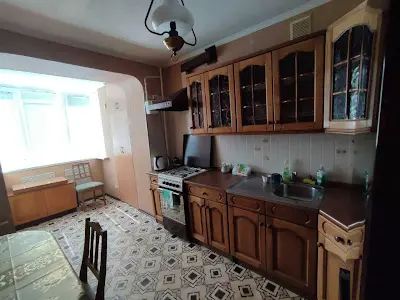 квартира за адресою Анни Ахматової вул., 7/15