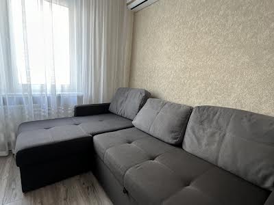 квартира за адресою Бориса Гмирі вул., 16а