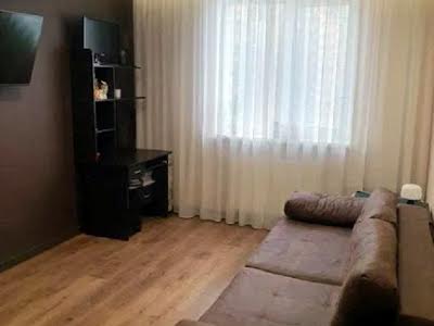 квартира за адресою Сім'ї Кульженків вул. (Петра Дегтяренка), 37