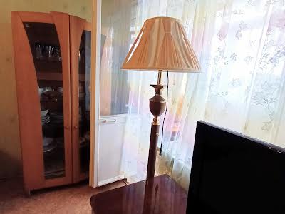 квартира за адресою Одеса, Владислава Бувалкіна вул. (Бочарова Генерала), 44