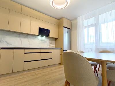 квартира за адресою Академіка Заболотного вул., 15-г