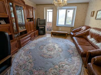 квартира за адресою Дмитра Чижевського вул. (Петра Чаадаєва), 2-А