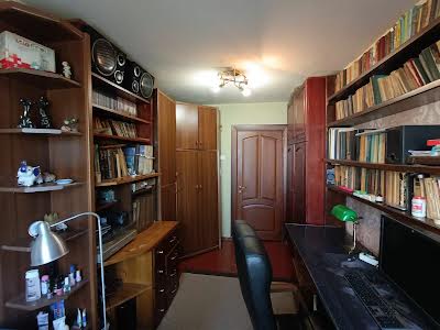 квартира за адресою Малиновского, 31
