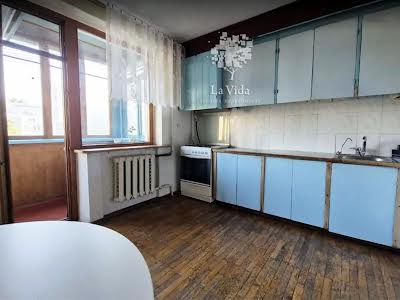 квартира за адресою Жилянська вул., 72