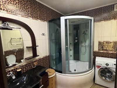 квартира по адресу Богдана Хмельницкого просп. (Героев Сталинграда), 108