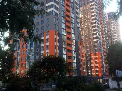 квартира за адресою Миколи Гулака вул., 4