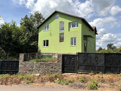 будинок за адресою Центральна, 9