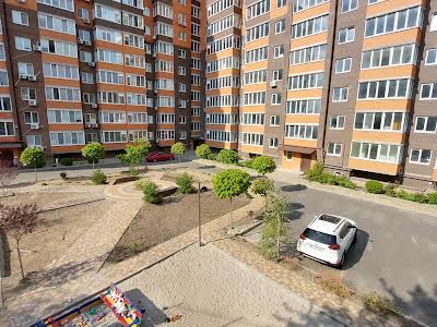 квартира за адресою Мостобудівників, 18