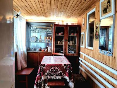 будинок за адресою с. Нижня Сироватка, Кут, 4 