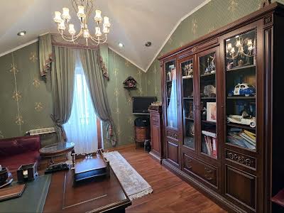будинок за адресою с. Погреби, Новая, 11