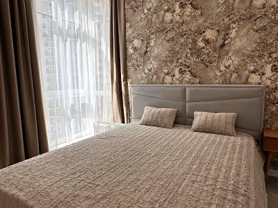 квартира за адресою Краснова вул., 3