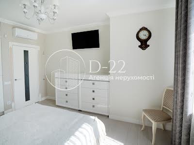 квартира по адресу Ревуцкого ул., 40-Г