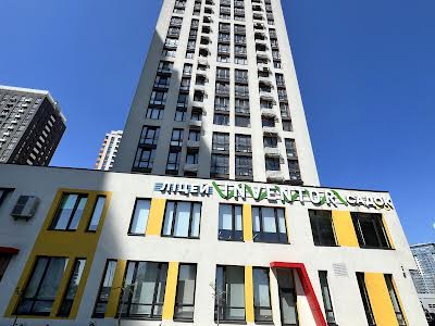 квартира за адресою Дніпровська набережна вул., 18-А
