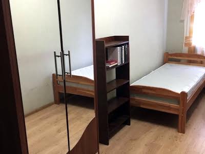 квартира за адресою Дегтярівська вул., 28