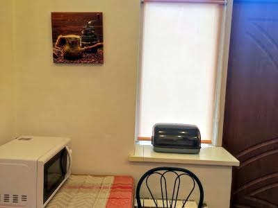 квартира за адресою Рене Декарта вул., 3