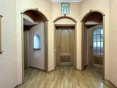 квартира по адресу Лютеранская ул., 4