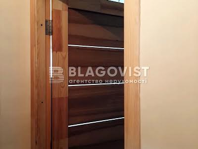 квартира по адресу Владимиро-Лыбедская ул., 22