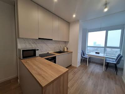 квартира по адресу Елены Телиги ул., 25