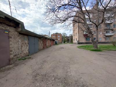 коммерческая по адресу Украинская ул., 122