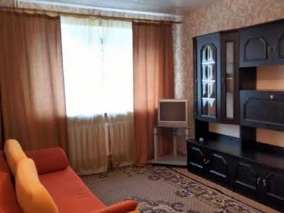 квартира за адресою Генерала Петрова вул., 16