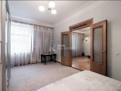 квартира по адресу Круглоуниверситетская ул., 17