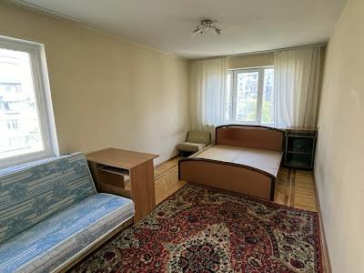 квартира за адресою Романа Шухевича просп. (Генерала Ватутіна), 6А