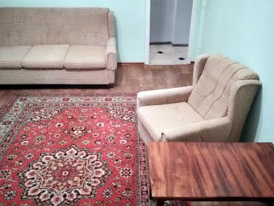 квартира за адресою Поїзна вул., 4а