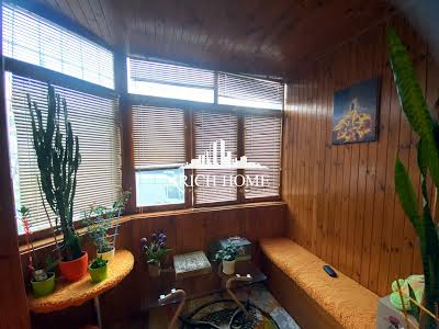 квартира за адресою Світлицького вул., 26