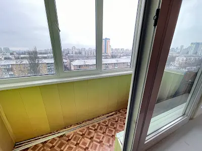 квартира за адресою Світлицького вул., 28
