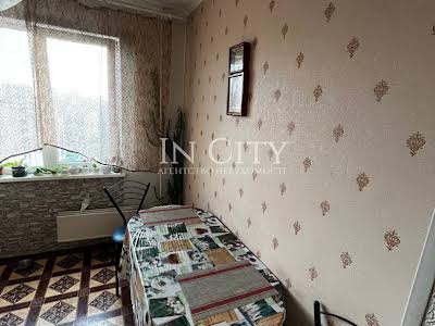 квартира за адресою Архітектора Вербицького вул., 14