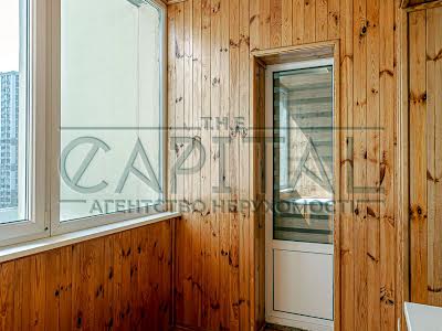 квартира по адресу Андрея Верхогляда ул. (Михайла Драгомирова), 4