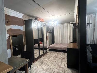 квартира за адресою Кадетський Гай вул., 8