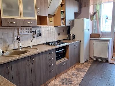 квартира за адресою Л.Гузара, 15 а