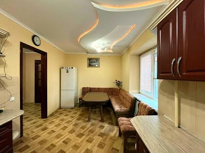 квартира за адресою Білозіра, 8