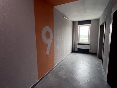 квартира за адресою Озерна вул., 27А