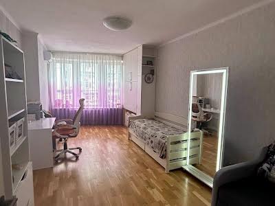 квартира за адресою Дніпровська набережна вул., 26-А