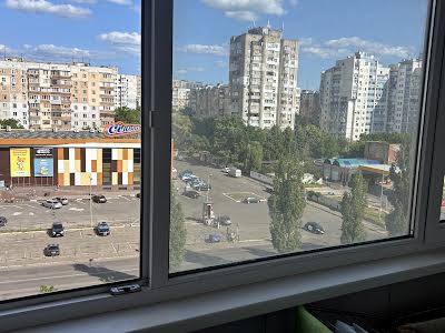 квартира за адресою Владислава Бувалкіна вул. (Бочарова Генерала), 53