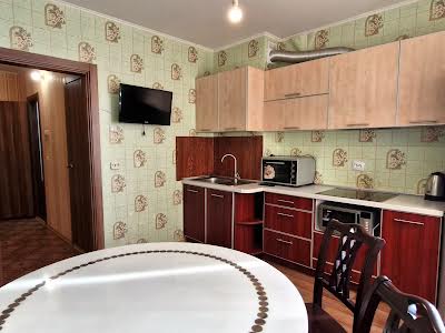 квартира за адресою Закревського, 95