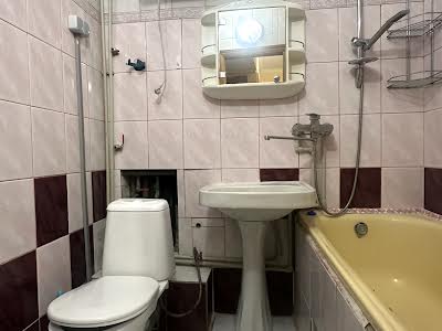 квартира за адресою Набережна вул., 4