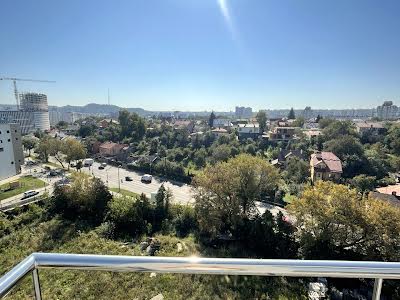 квартира по адресу Топольная ул., 4г