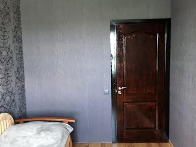 квартира за адресою Богатирська вул., 20